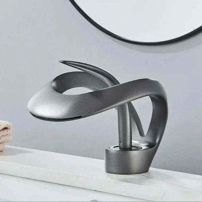 Robinet moderne en laiton effet cascade pour lavabo de salle de bains
