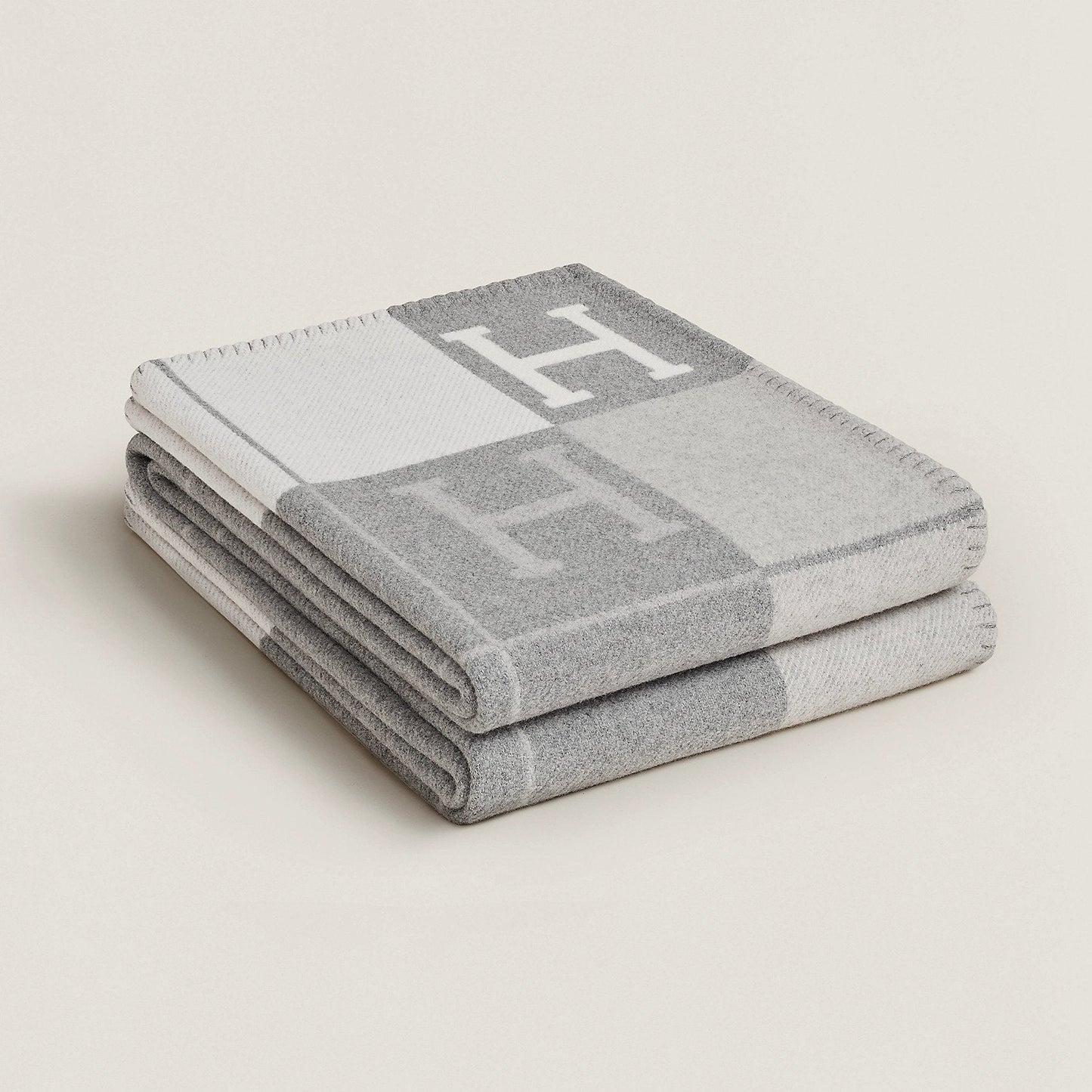 Norvo | Exclusive Cashmere and Gold Wool Blanket