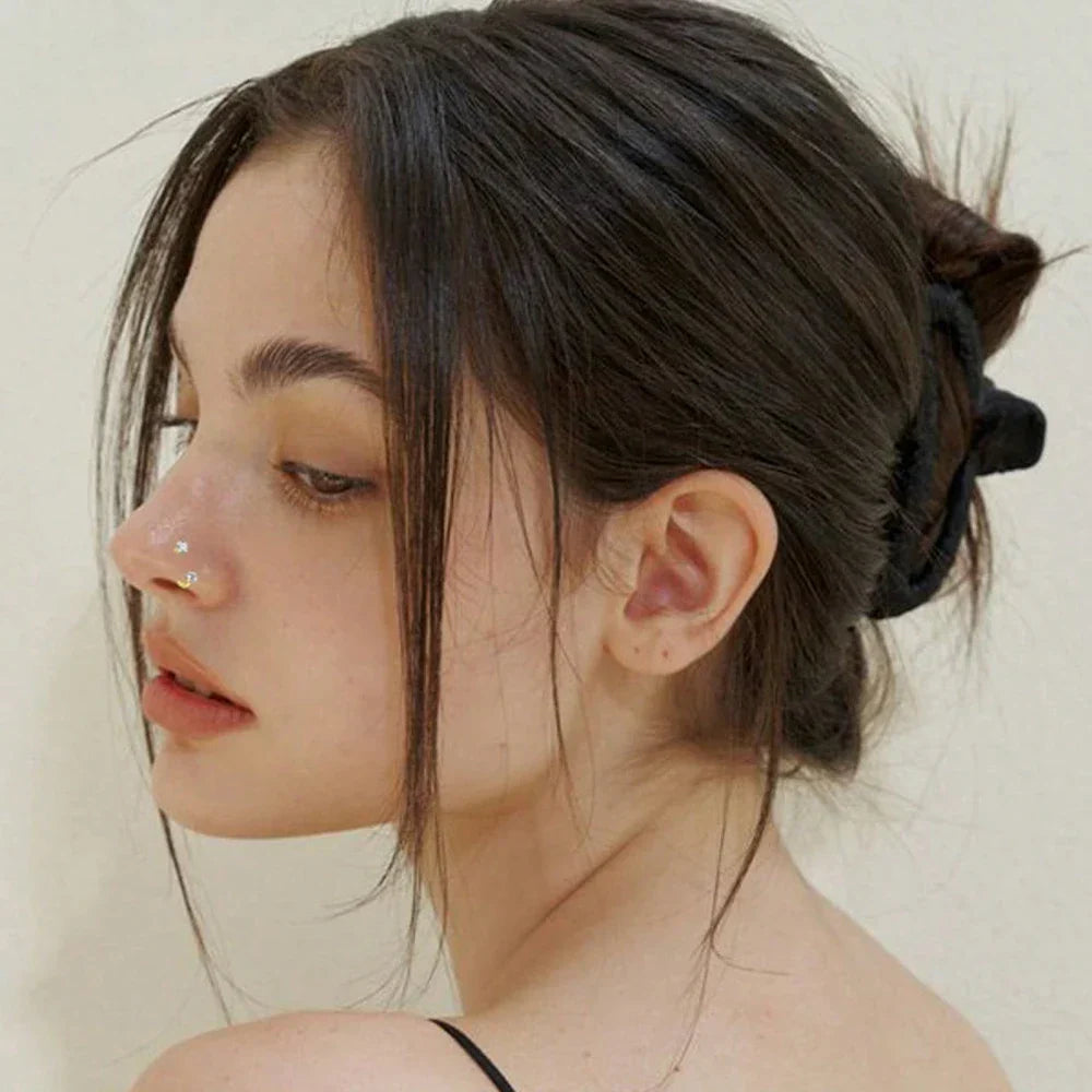 Anneau de nez : ensemble élégant de bijoux de nez et de boucles d’oreilles pour tous les jours