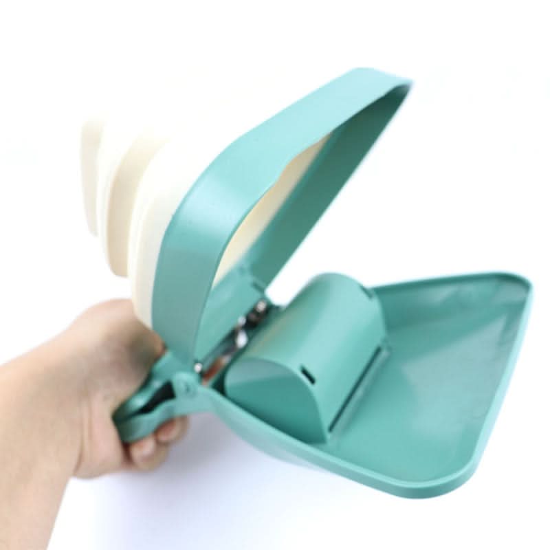 Portable Dog Poop Scooper with Clip and One-Handed Operation