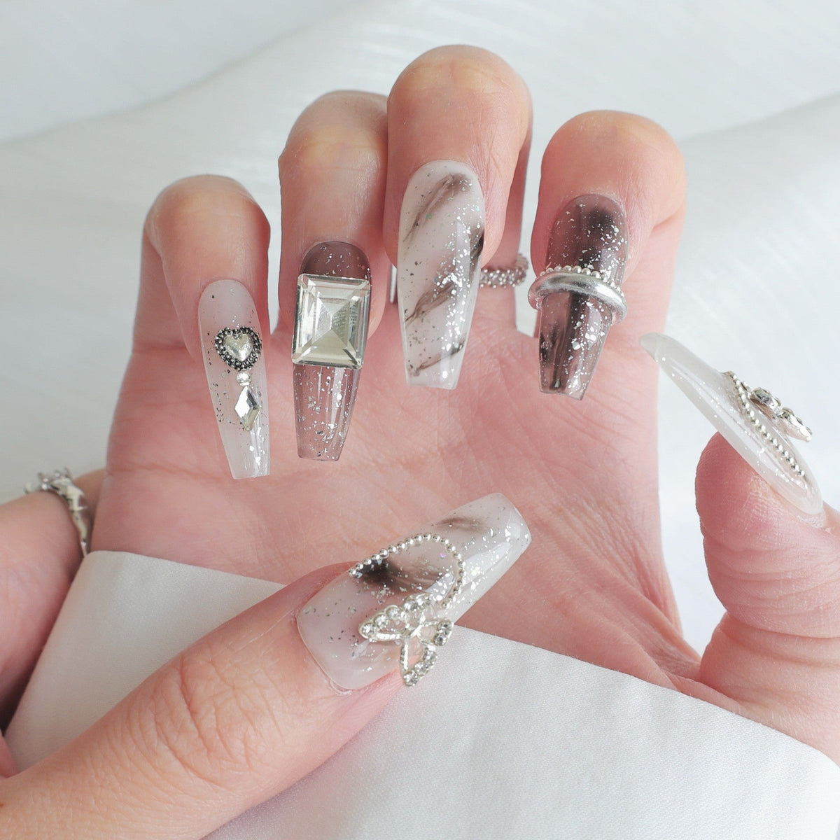 Press-On Nail Set with Geometric Rhinestone Accents