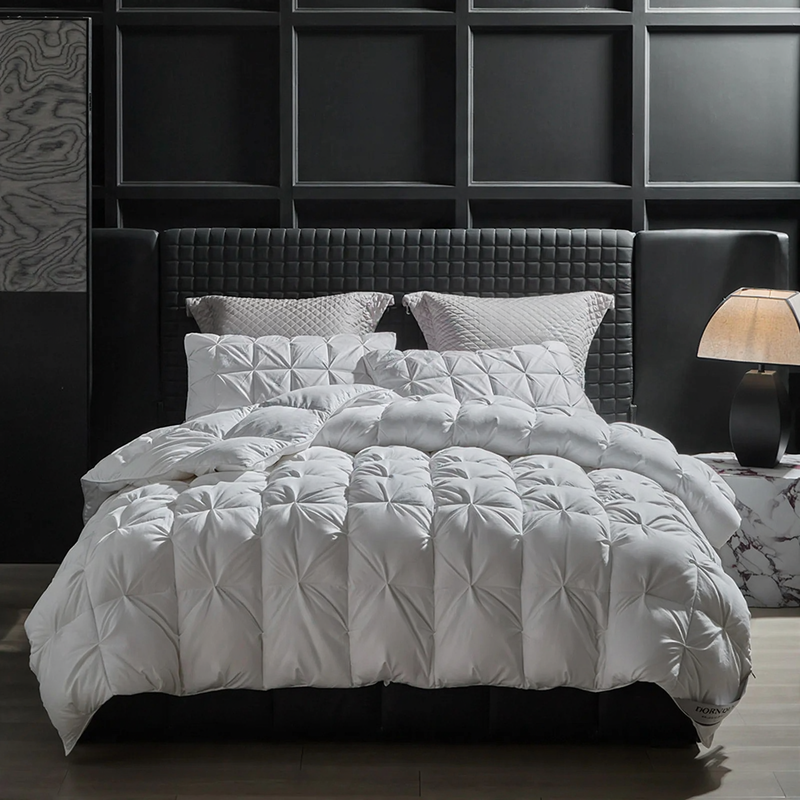 Pure Cotton 95% White Goose Down Duvet