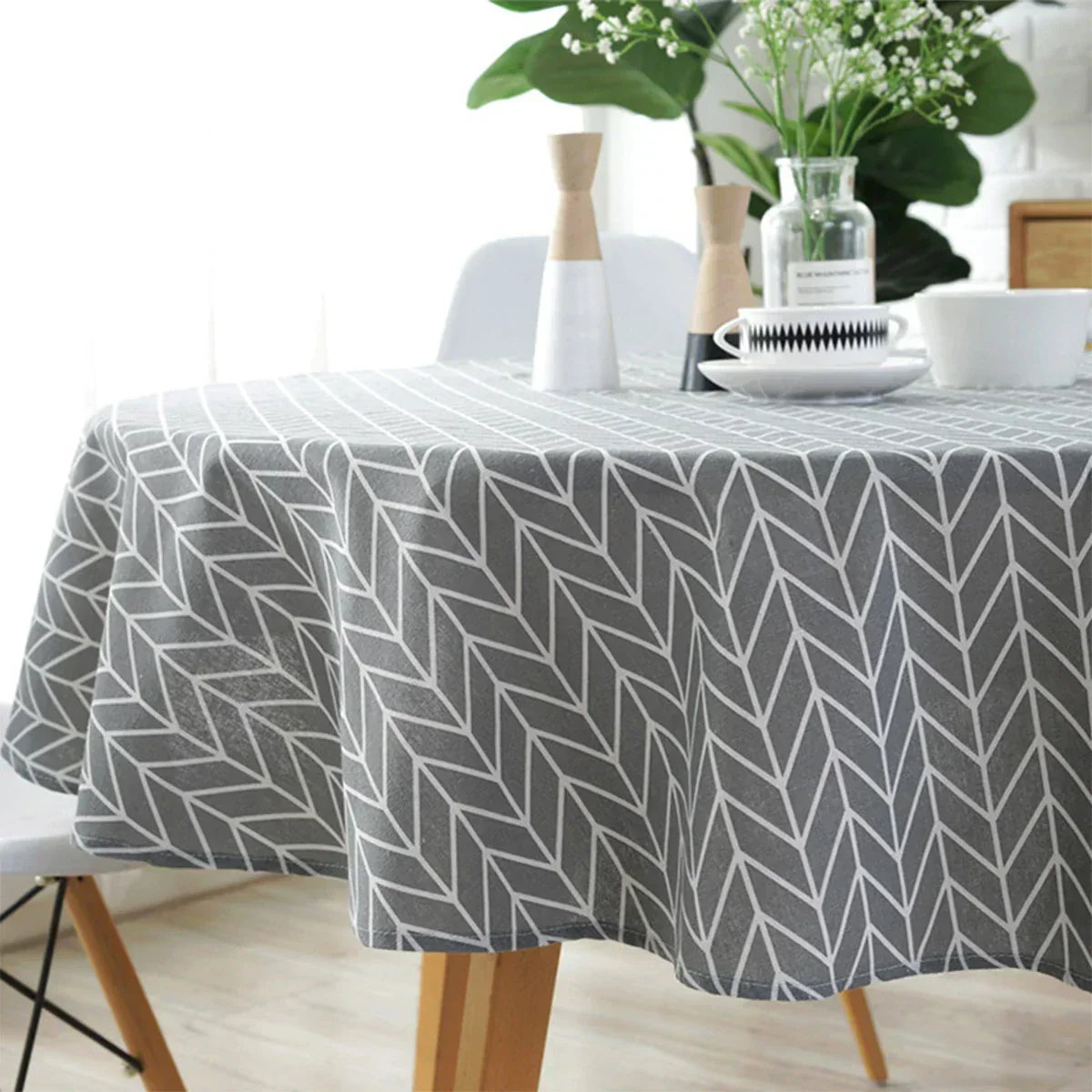 Round Tablecloth with Herringbone Pattern for Stylish Table Decor