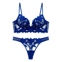 Ensemble de lingerie en dentelle française sexy avec décolleté en V plongeant