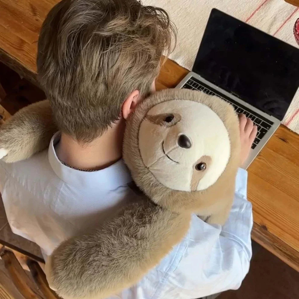 Soft CuddleSphere Pillow – Comfortable Relaxation Companion in Eco-Friendly Artificial Fur, 45 cm