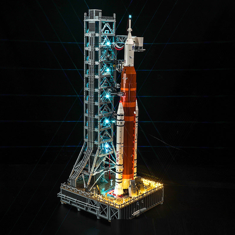 Stellar Forge | Artemis Space Launch System Model Kit