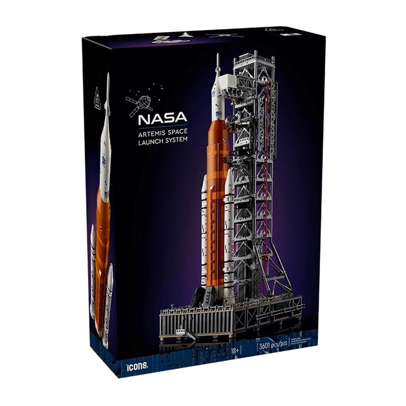 Stellar Forge | Artemis Space Launch System Model Kit