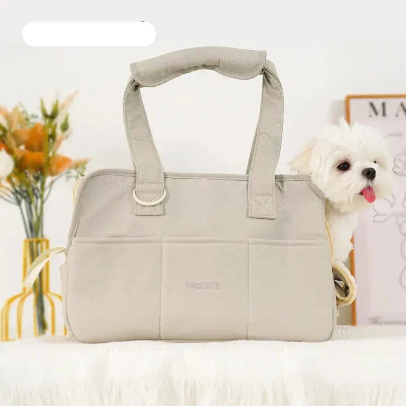Sturdy Travel Bag for Dogs and Cats