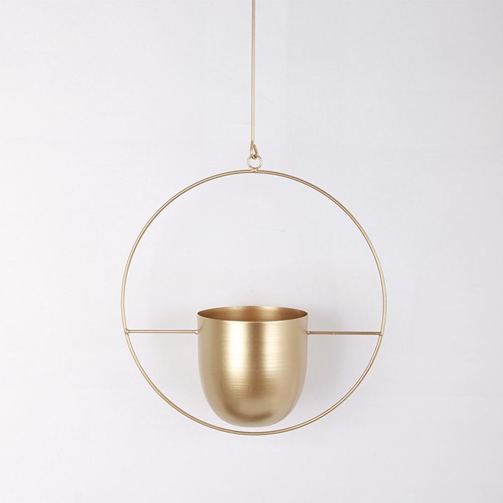 Stylish plant suspension in minimalist design!