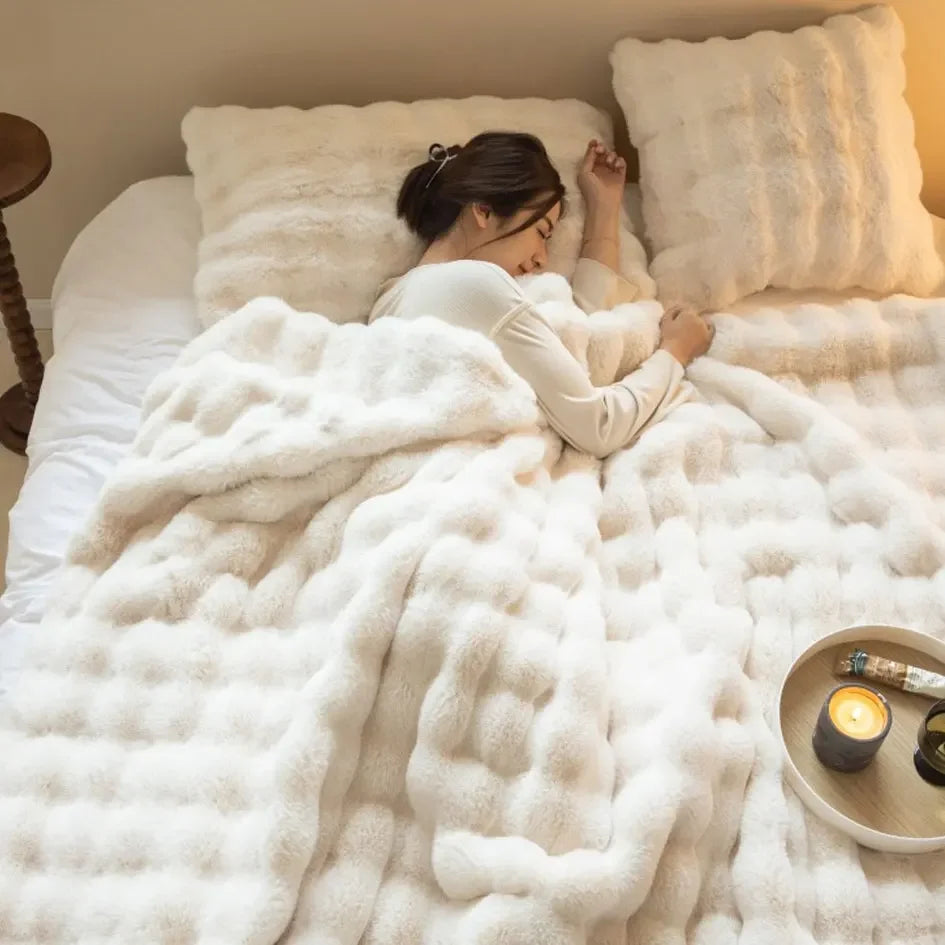 WarmWol Plaid – Ultra-Soft Fleece Blanket, Exceptional Warmth for All Seasons