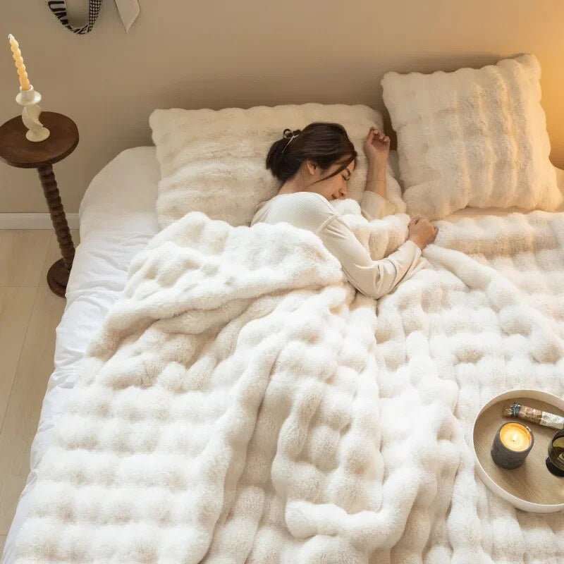 WarmWol Plaid – Ultra-Soft Fleece Blanket, Exceptional Warmth for All Seasons