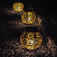 Lampe solaire LED étanche suspendue pour jardin - RadiantGlow
