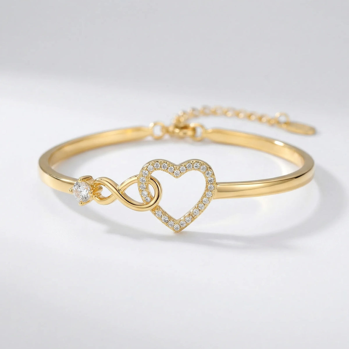 Bracelet cœur infini réglable pour femme