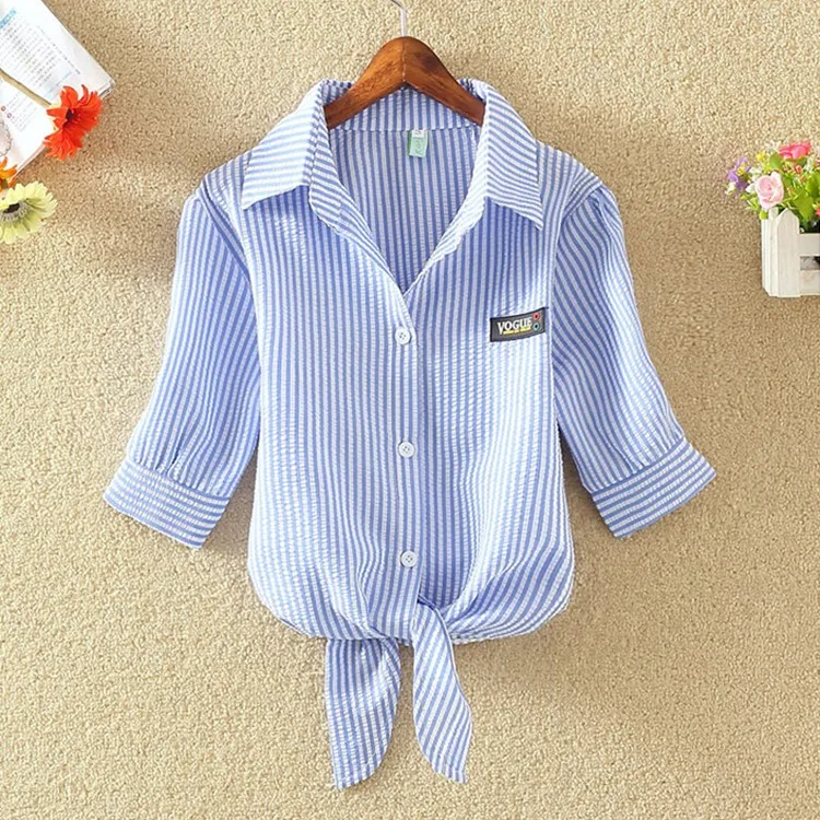 Blouse courte à nouer sur le devant pour femme