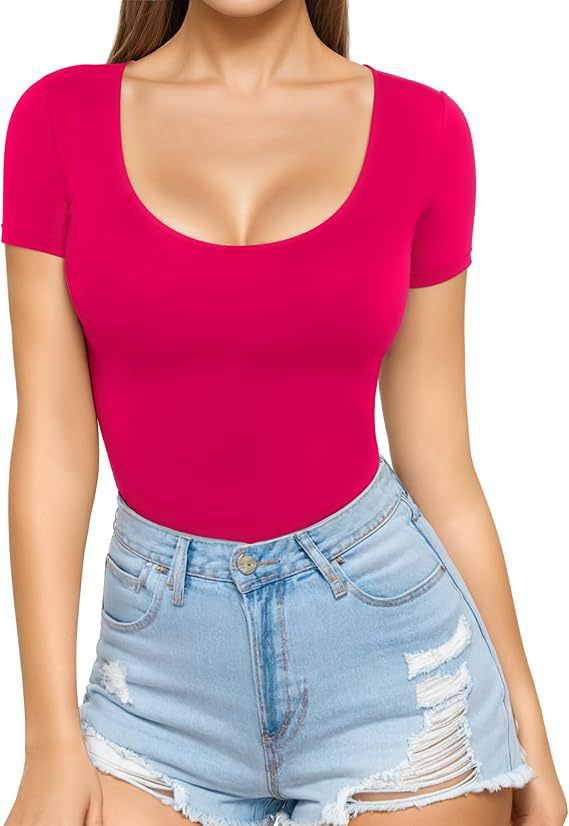 Women's Fitted Short-Sleeve Scoop Neck Bodysuit with Seamless Design