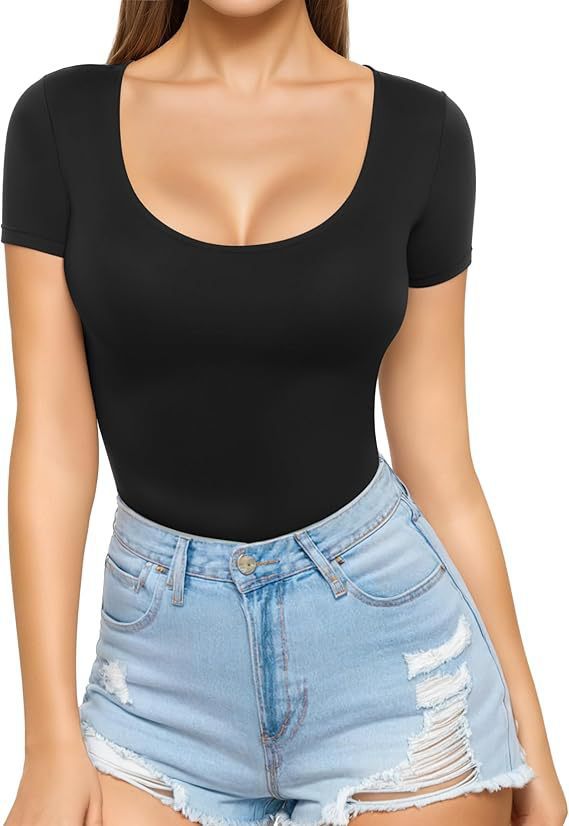Women's Fitted Short-Sleeve Scoop Neck Bodysuit with Seamless Design