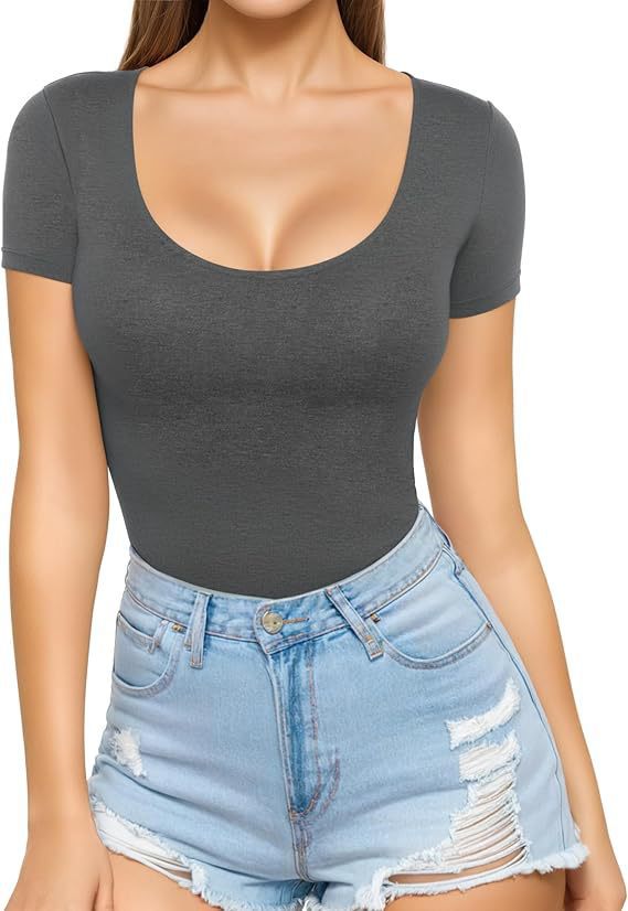 Women's Fitted Short-Sleeve Scoop Neck Bodysuit with Seamless Design