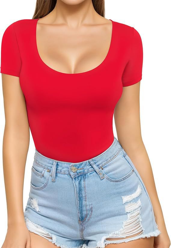 Women's Fitted Short-Sleeve Scoop Neck Bodysuit with Seamless Design
