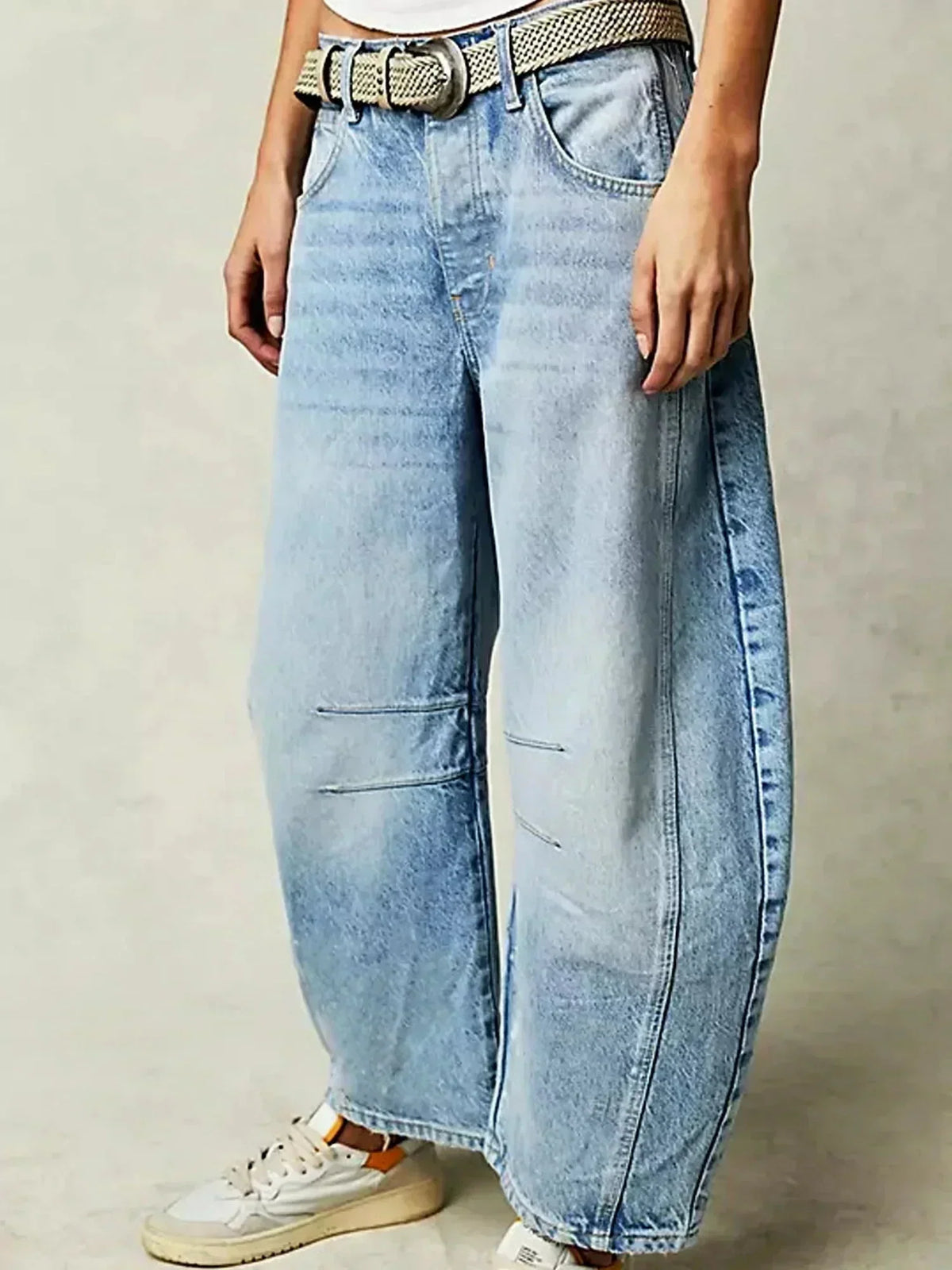 Jean tonneau boutonné taille haute pour femme