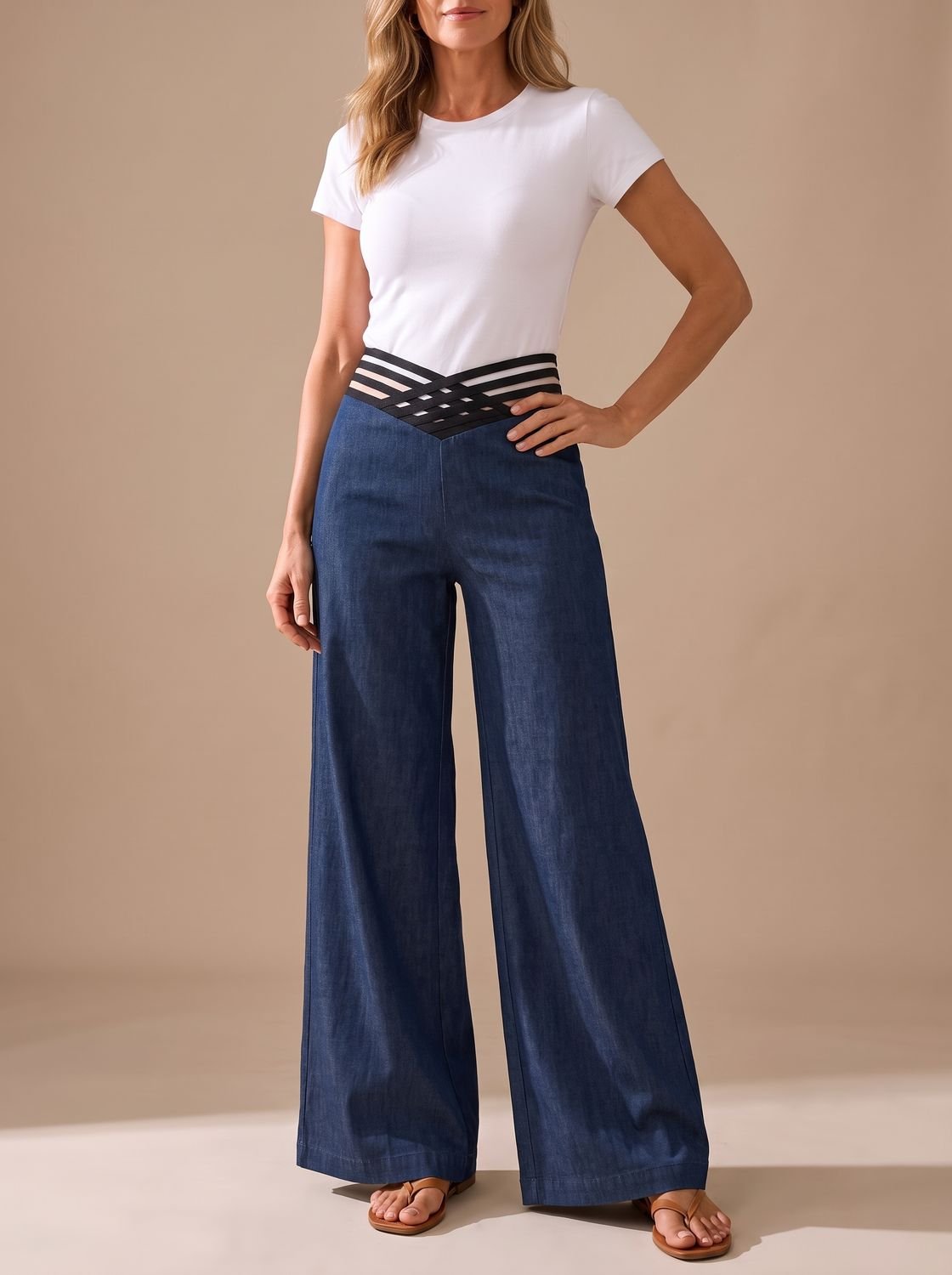 Pantalon large pour femme à taille haute et ceinture croisée
