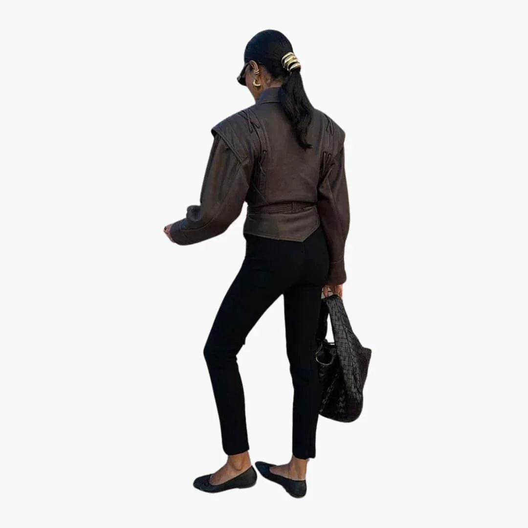 Veste pour femme avec patte de boutonnage