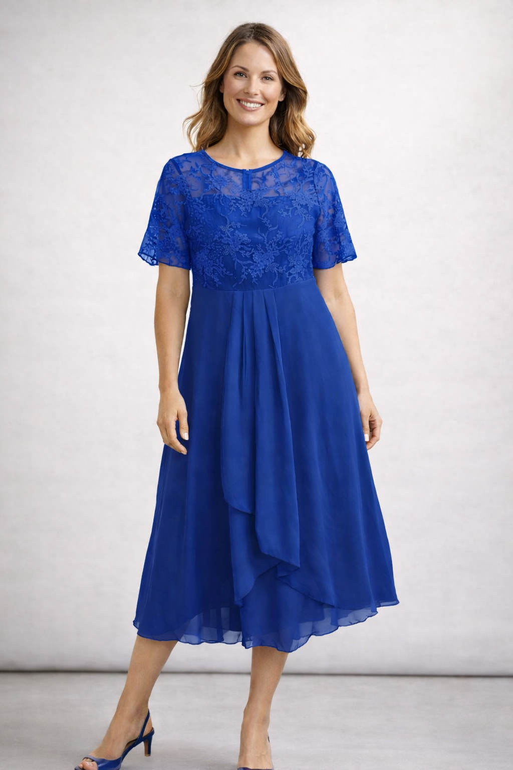 Women's Midi Dress with Lace and Chiffon Short Sleeves