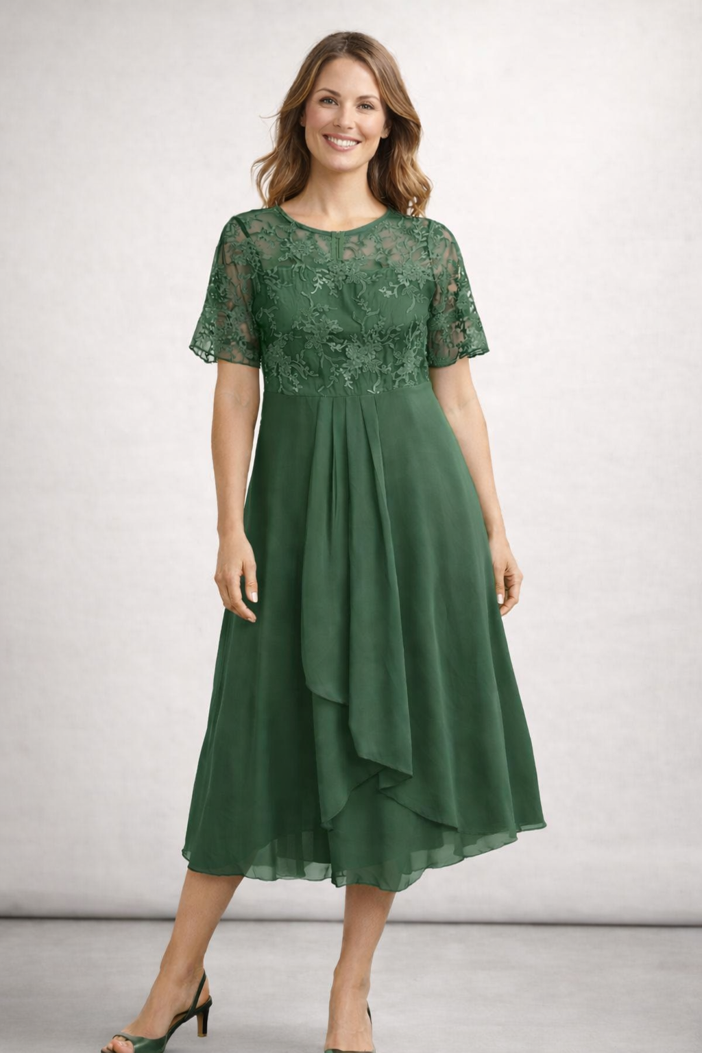 Women's Midi Dress with Lace and Chiffon Short Sleeves