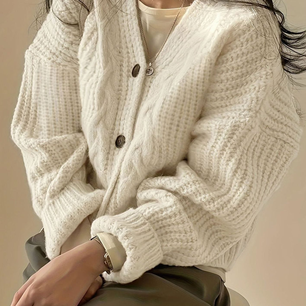 Cardigan oversize pour femmes en maille torsadée à boutonnage devant