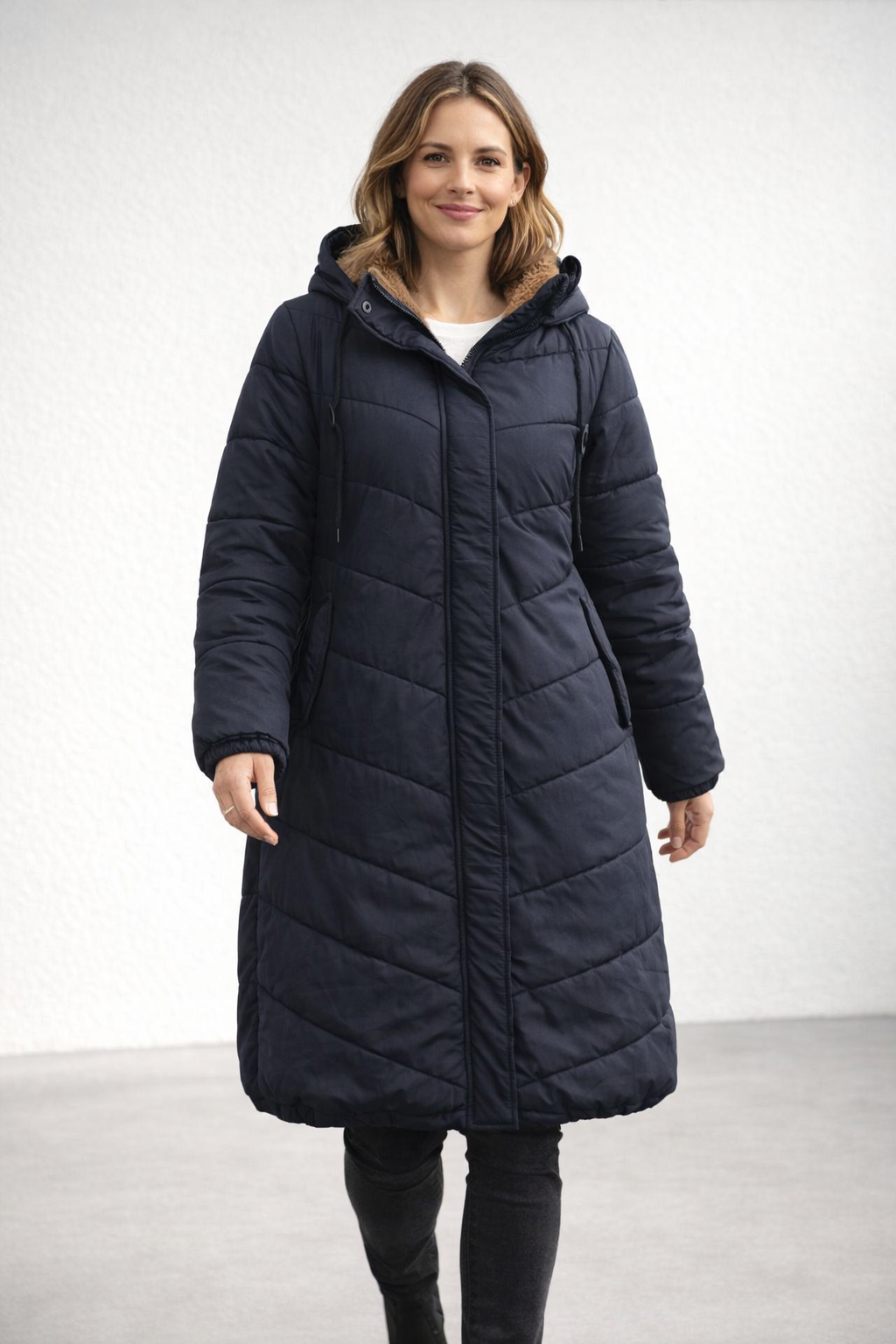 Women's Quilted Coat with Hood and Fleece Lining