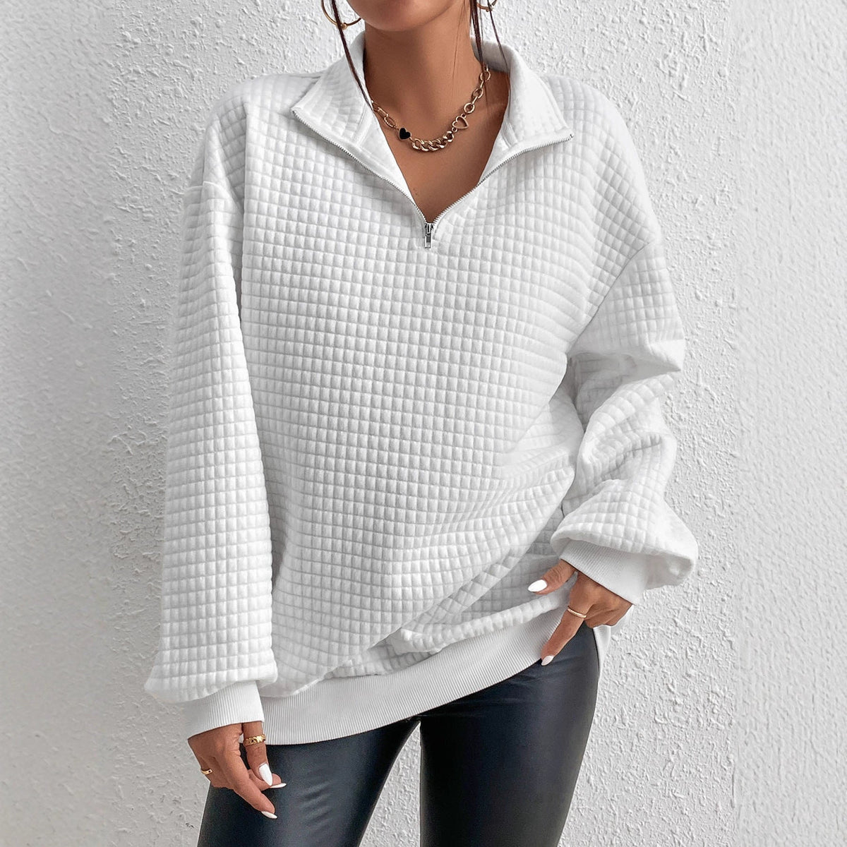 Women's Relaxed Fit Quilted Half-Zip Sweatshirt