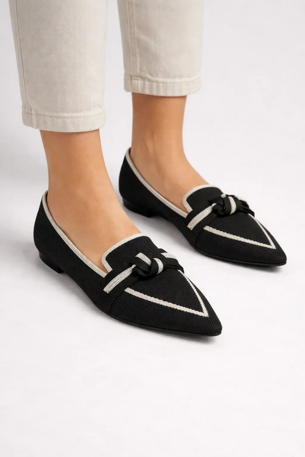 Women's Slip-On Pointed-Toe Knit Bow Loafers with Contrast Trim