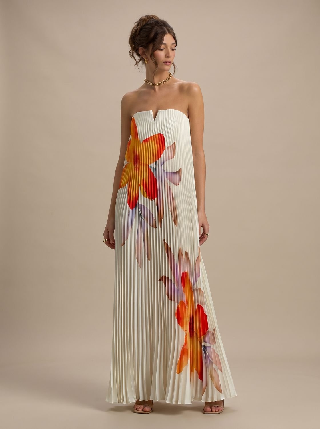 Women's Strapless Pleated Metallic Sweetheart Maxi Dress