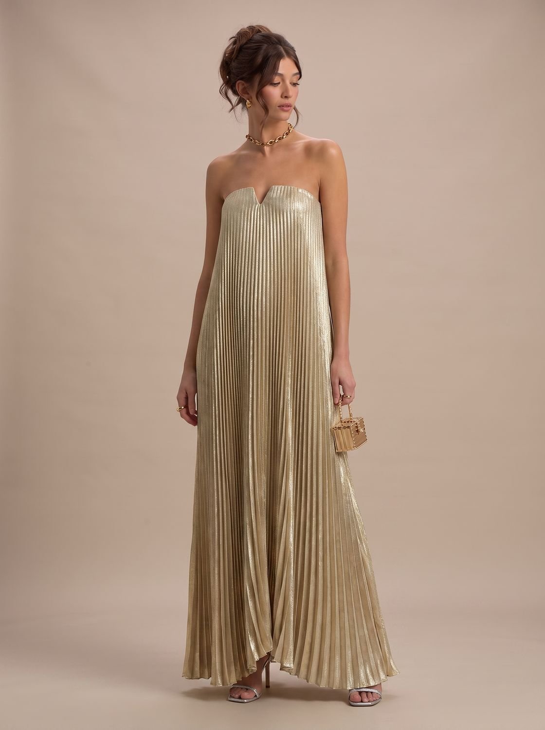 Women's Strapless Pleated Metallic Sweetheart Maxi Dress