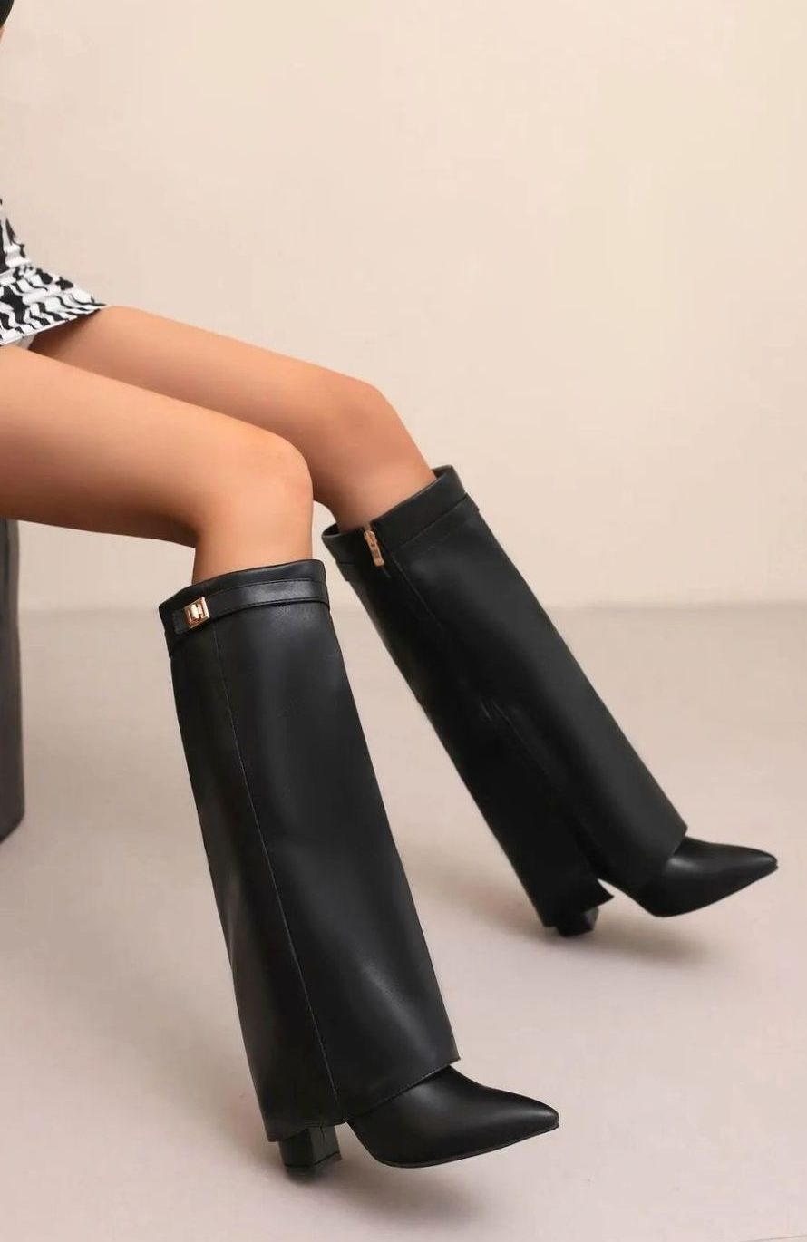 Bottes compensées pour femme en suédine, montantes jusqu’au genou, avec bride à boucle
